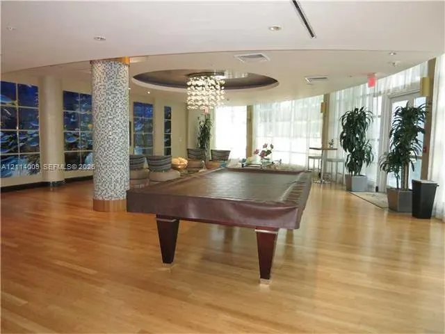 244 Biscayne Boulevard #1404