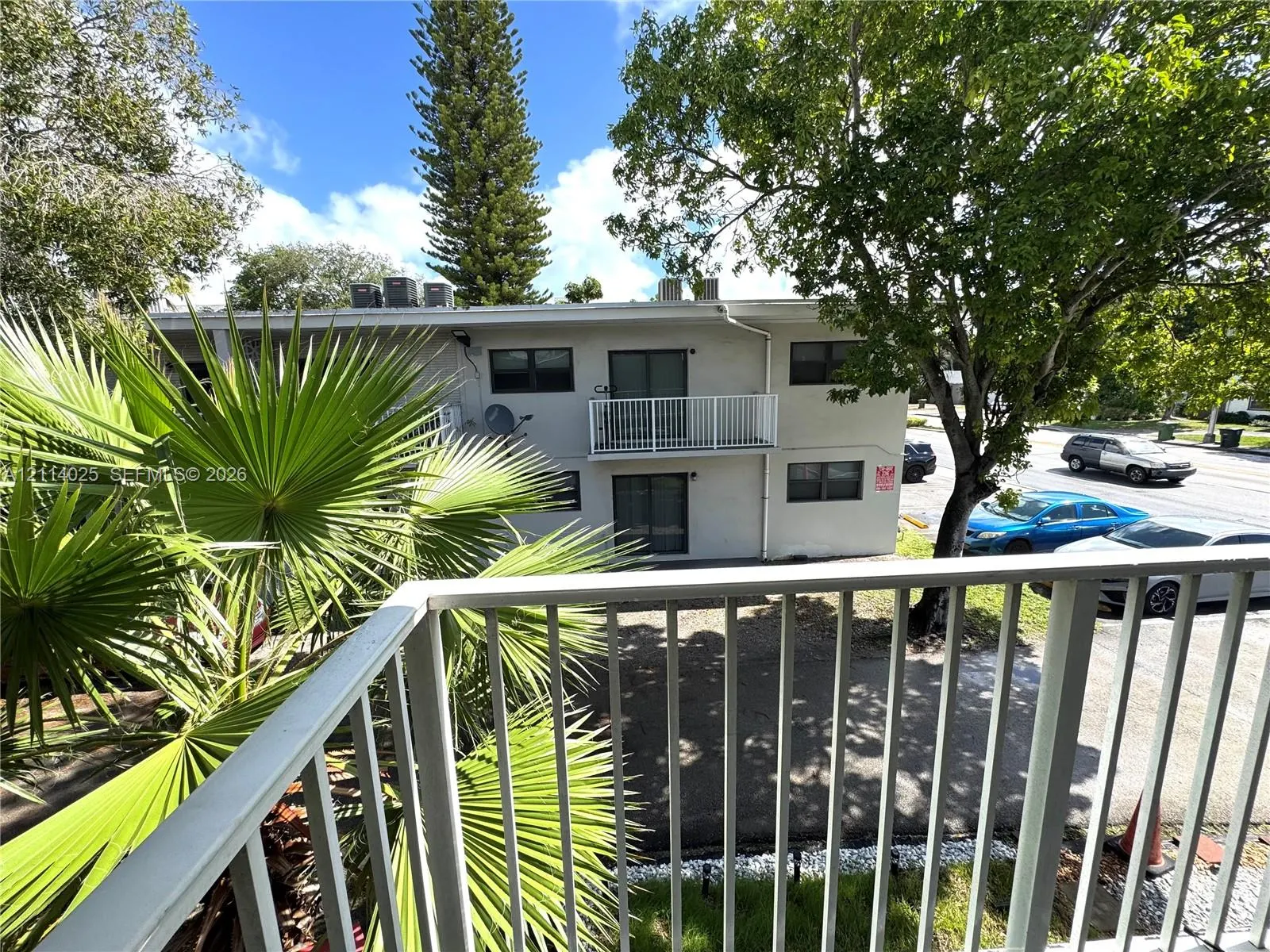 1505 NE 135th Street #10