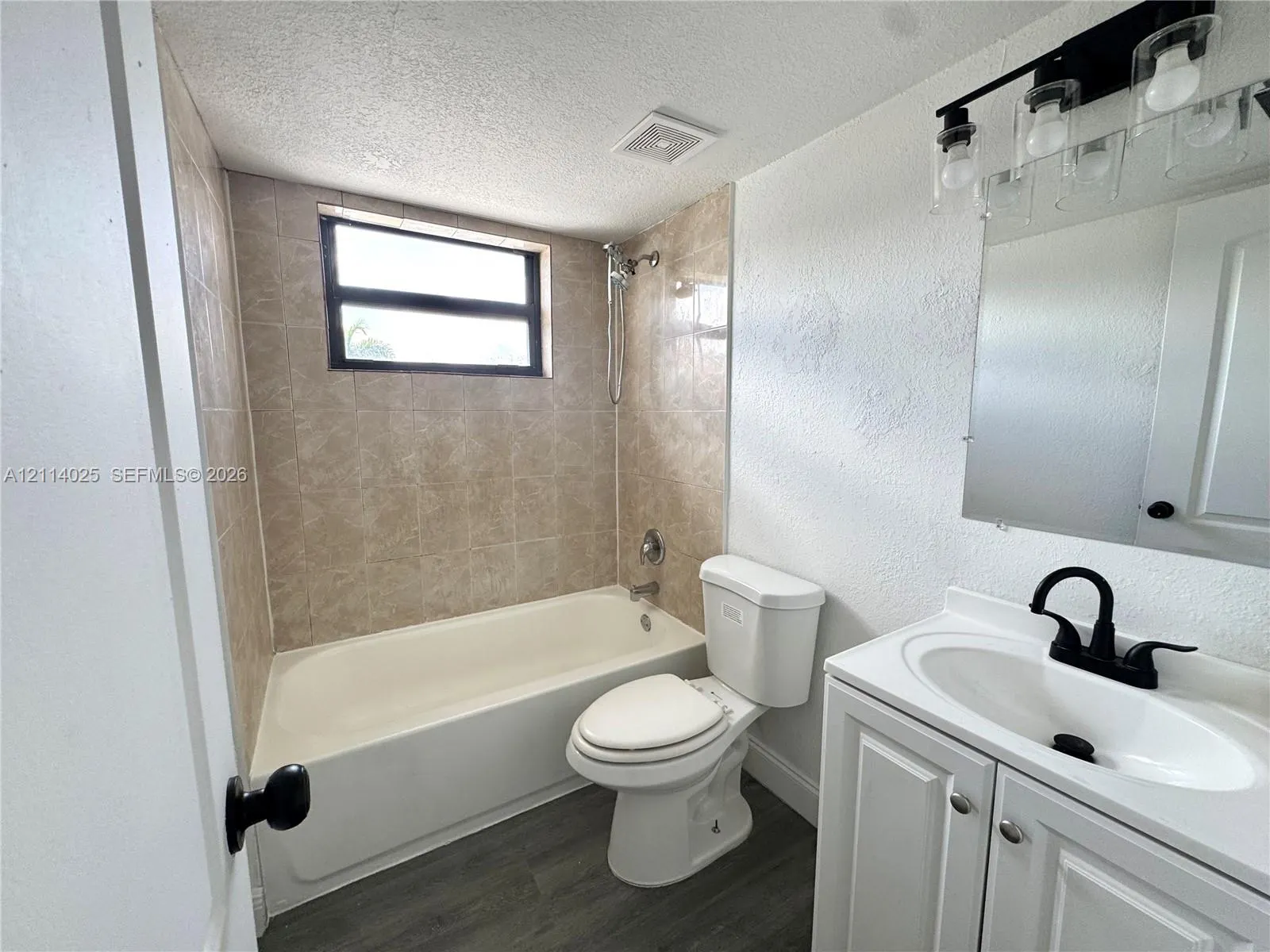 1505 NE 135th Street #10