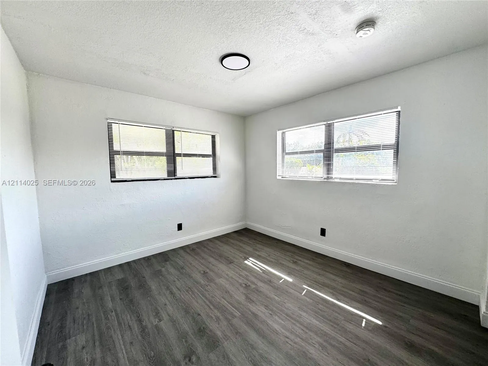 1505 NE 135th Street #10