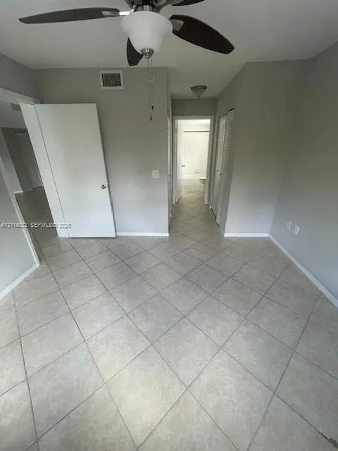 4177 N Haverhill Road #821