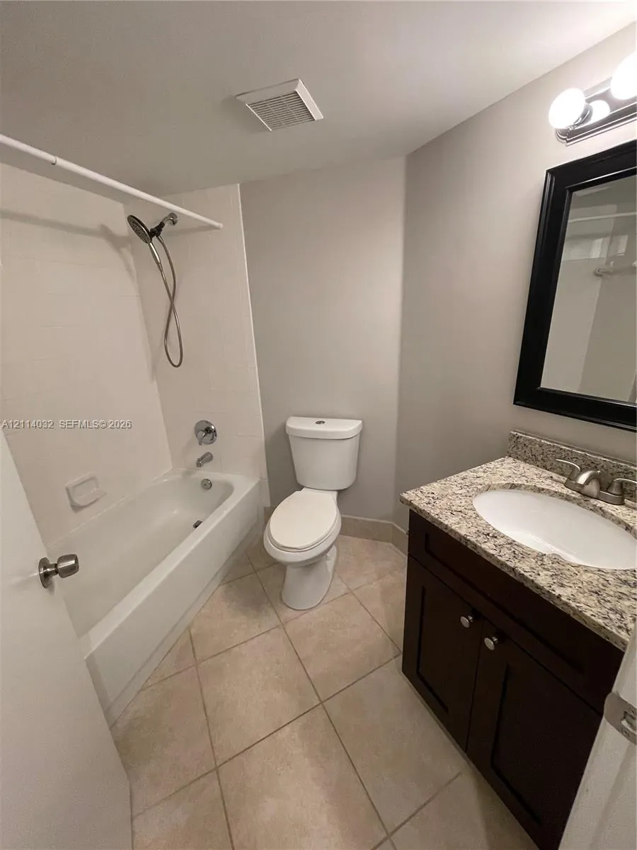 4177 N Haverhill Road #821