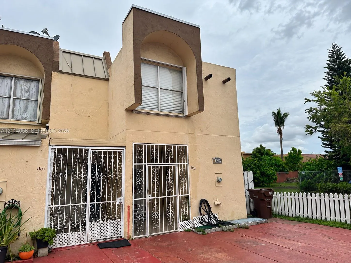 1103 W 39th Terrace #20