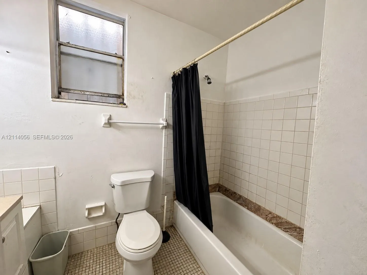 1103 W 39th Terrace #20