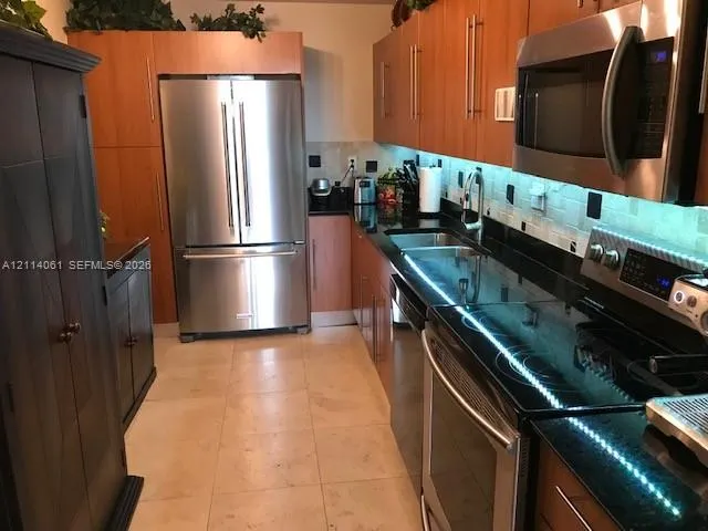 3001 S Ocean Drive #727