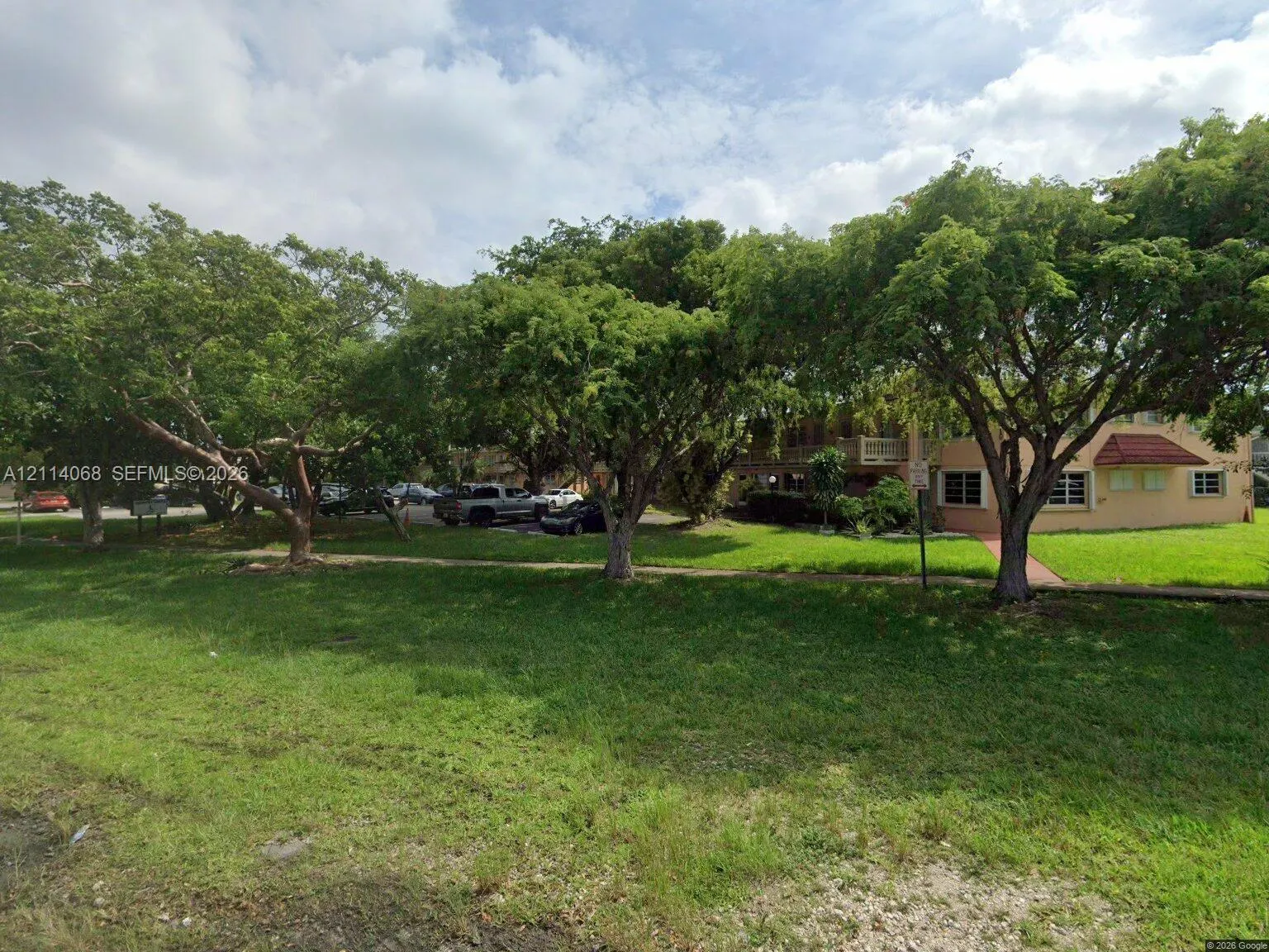 20275 NE 2nd Avenue #19