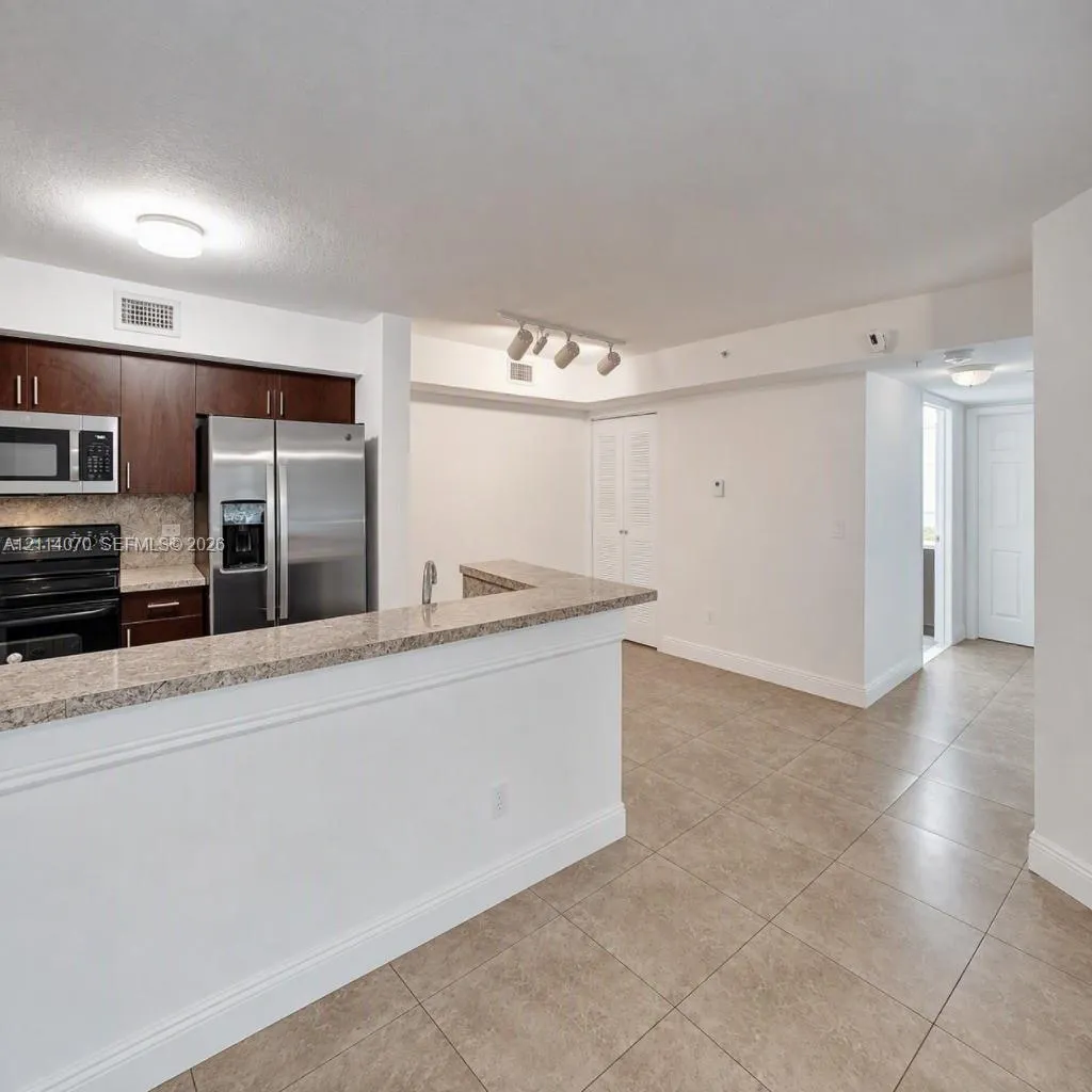 15400 SW 284th Street #1204