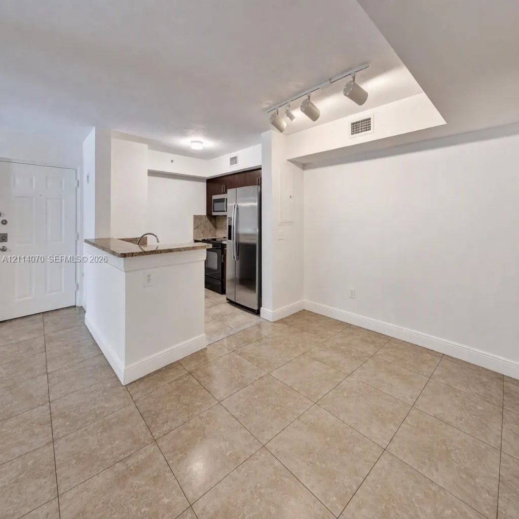 15400 SW 284th Street #1204