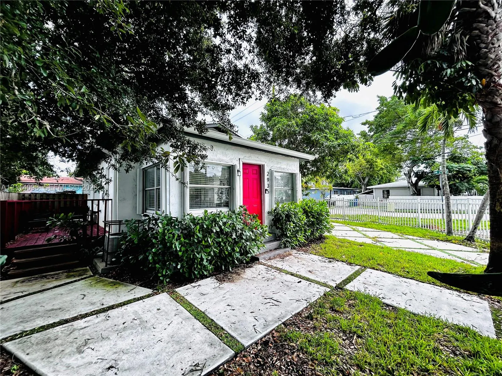 2935 NW 14th Avenue #1
