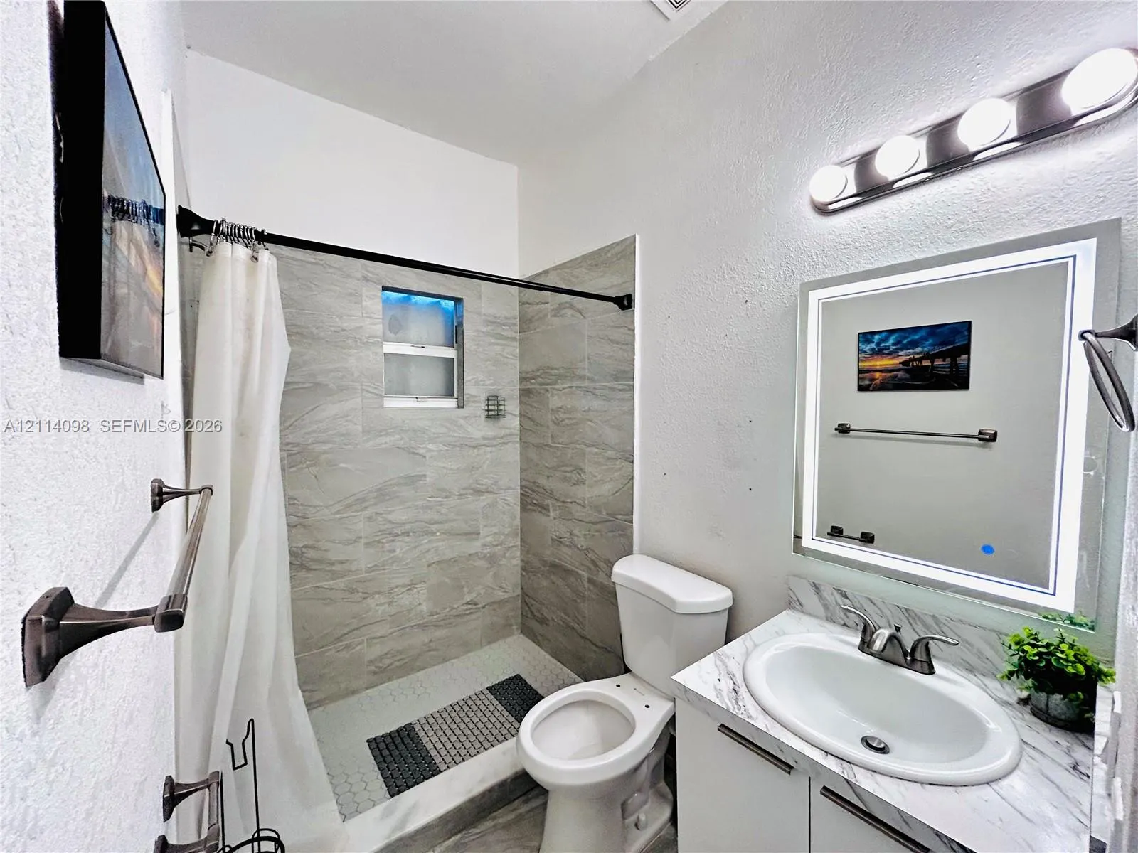 2935 NW 14th Avenue #1
