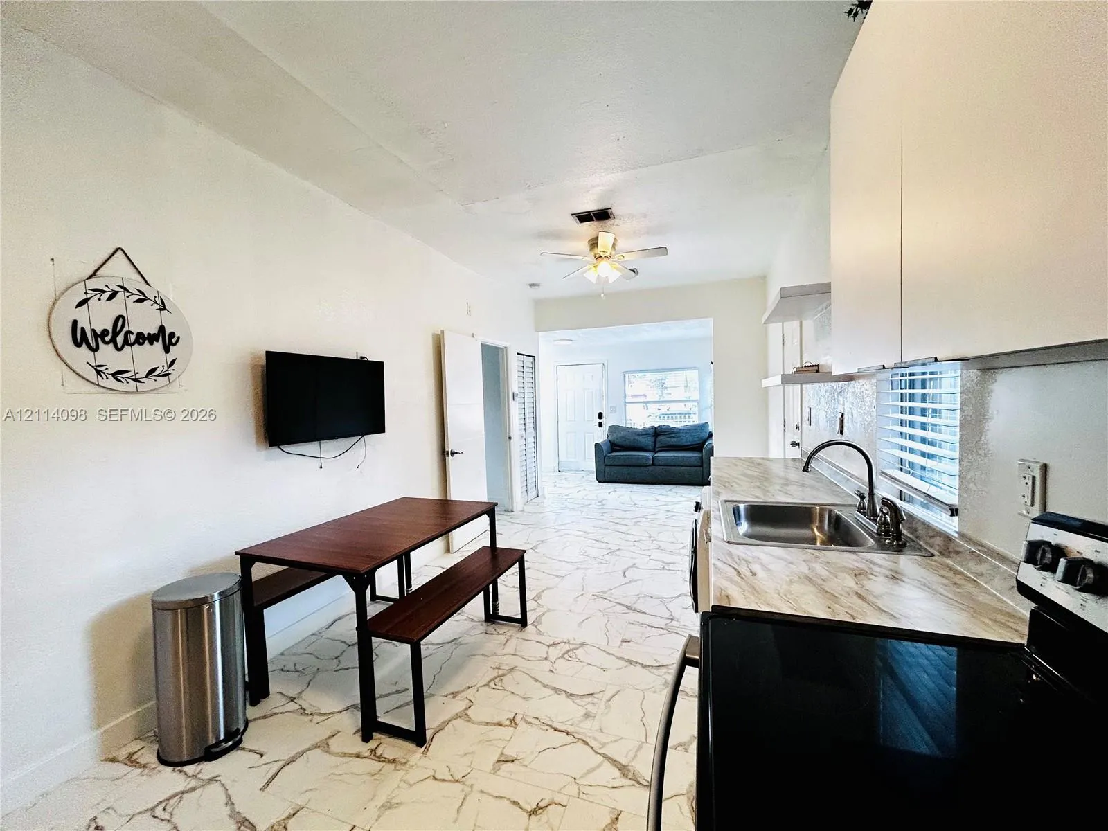2935 NW 14th Avenue #1