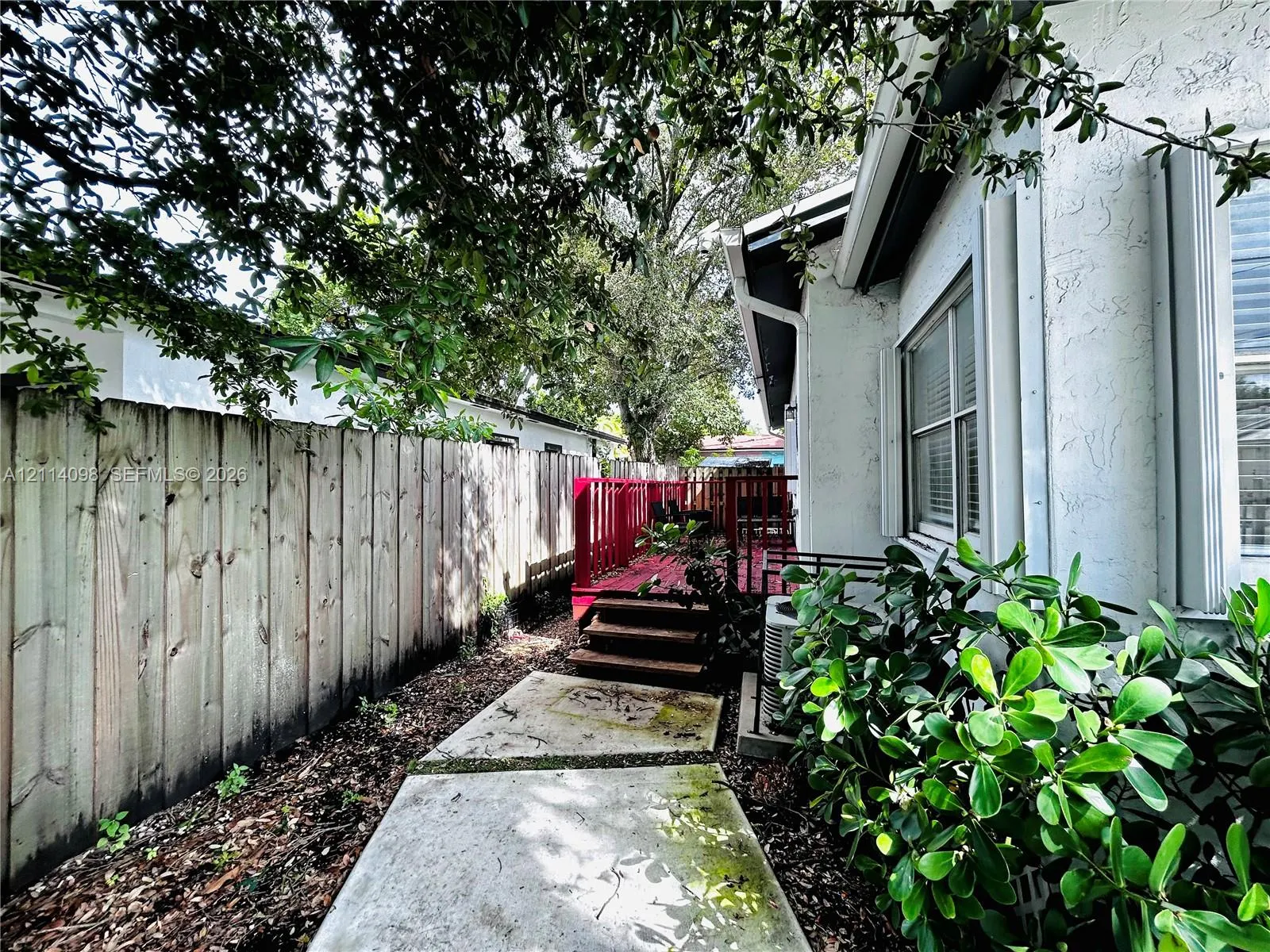 2935 NW 14th Avenue #1