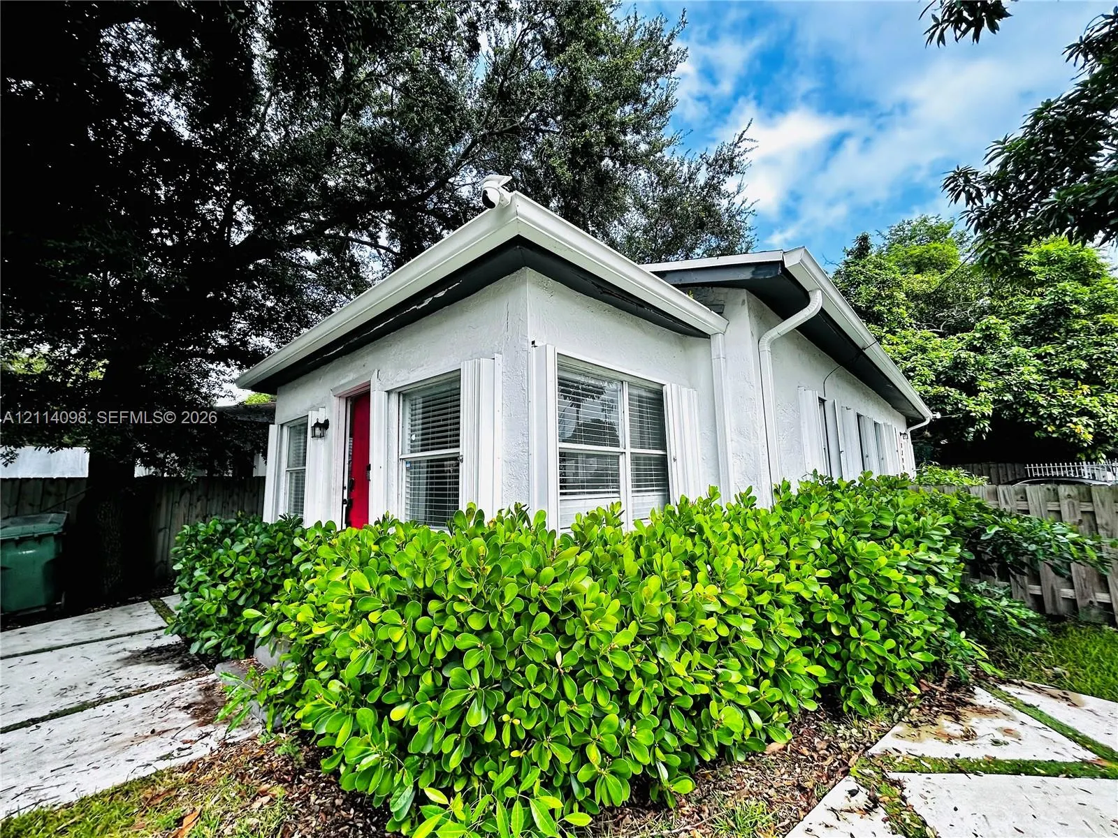 2935 NW 14th Avenue #1