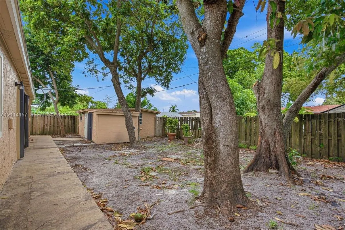 2580 NW 62nd Avenue