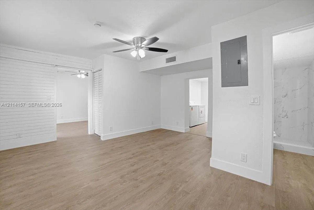 2580 NW 62nd Avenue