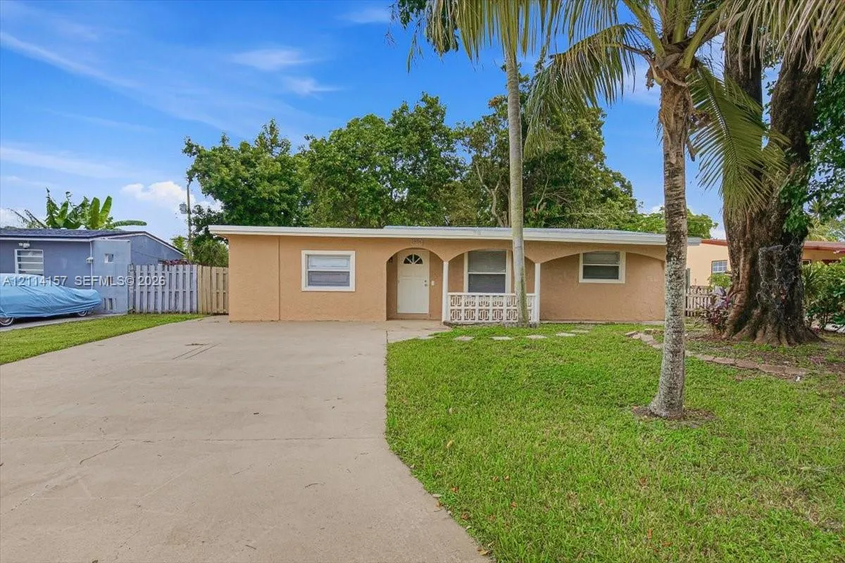 2580 NW 62nd Avenue