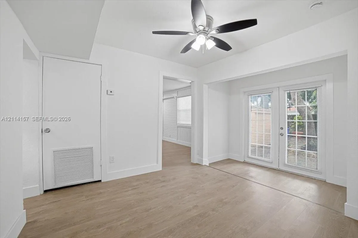 2580 NW 62nd Avenue