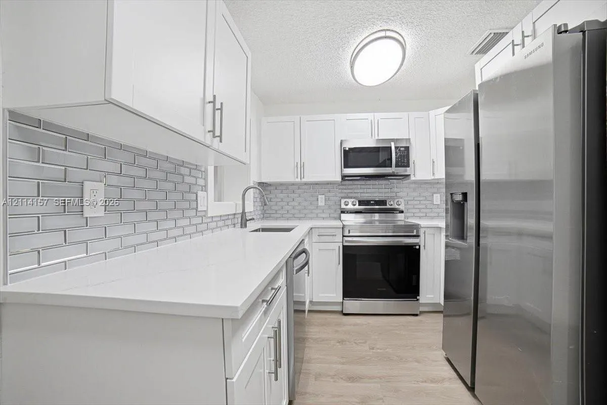 2580 NW 62nd Avenue
