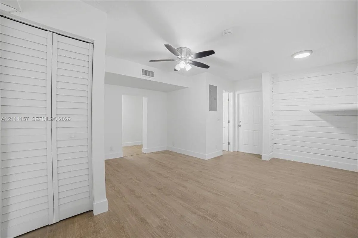 2580 NW 62nd Avenue