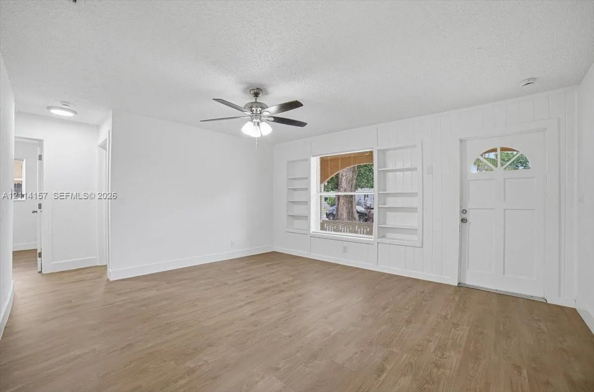 2580 NW 62nd Avenue