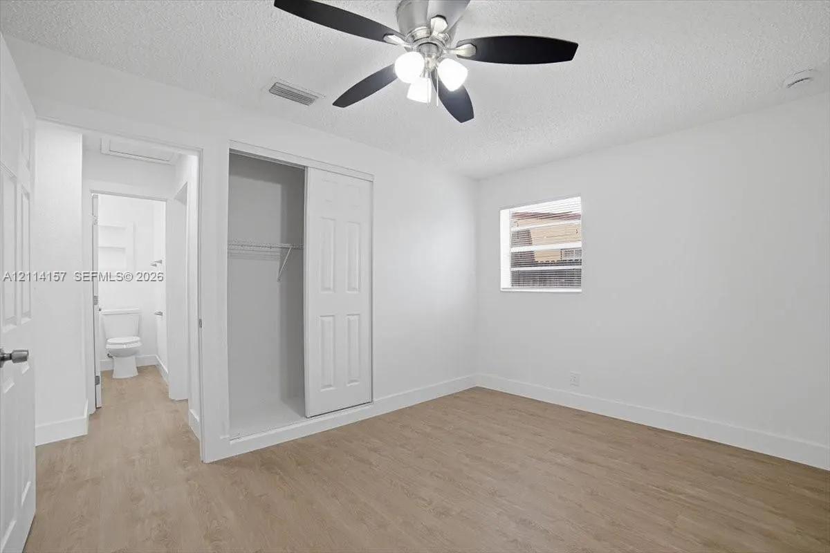 2580 NW 62nd Avenue