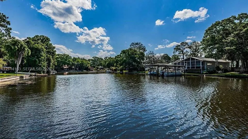 1154 Lagoon Road
