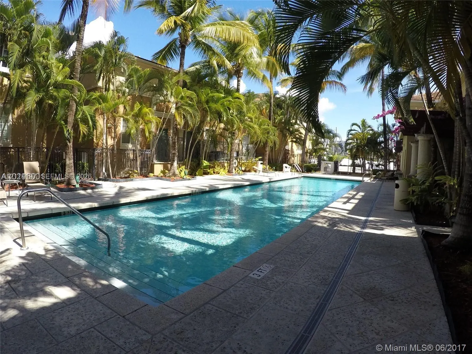 2821 NE 185th Street #401