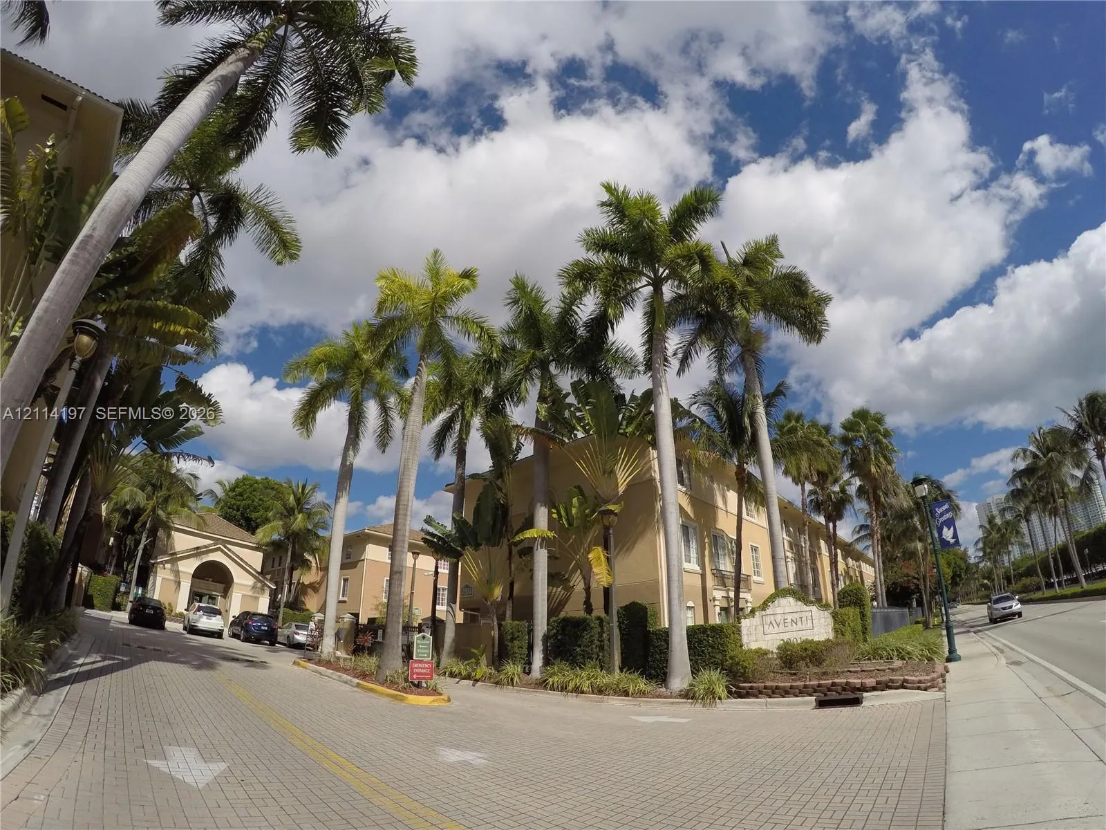 2821 NE 185th Street #401
