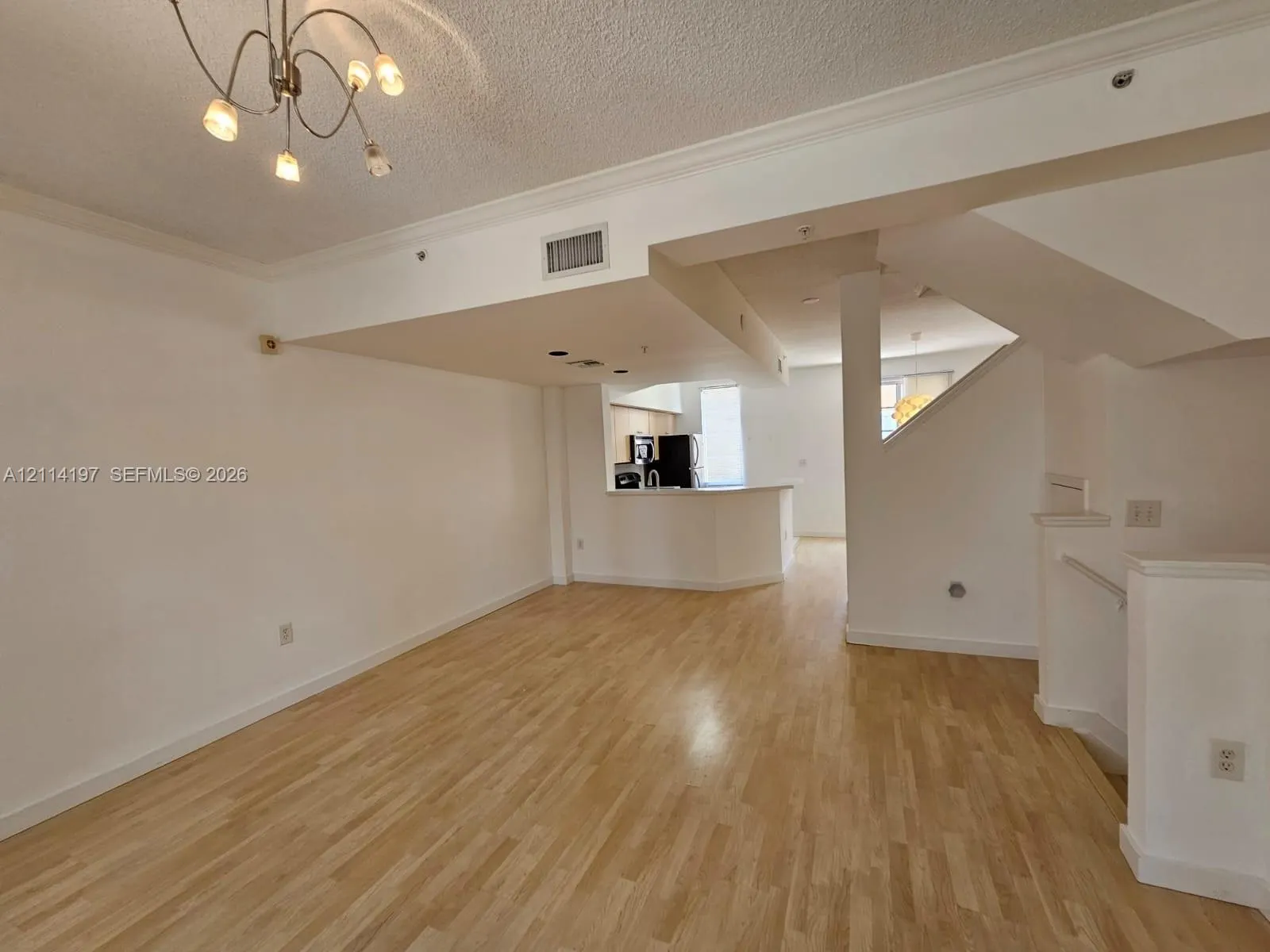 2821 NE 185th Street #401