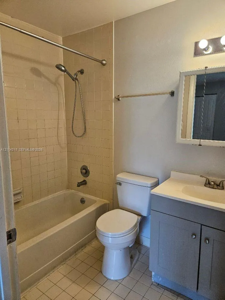 1116 Meadows Circle #1116