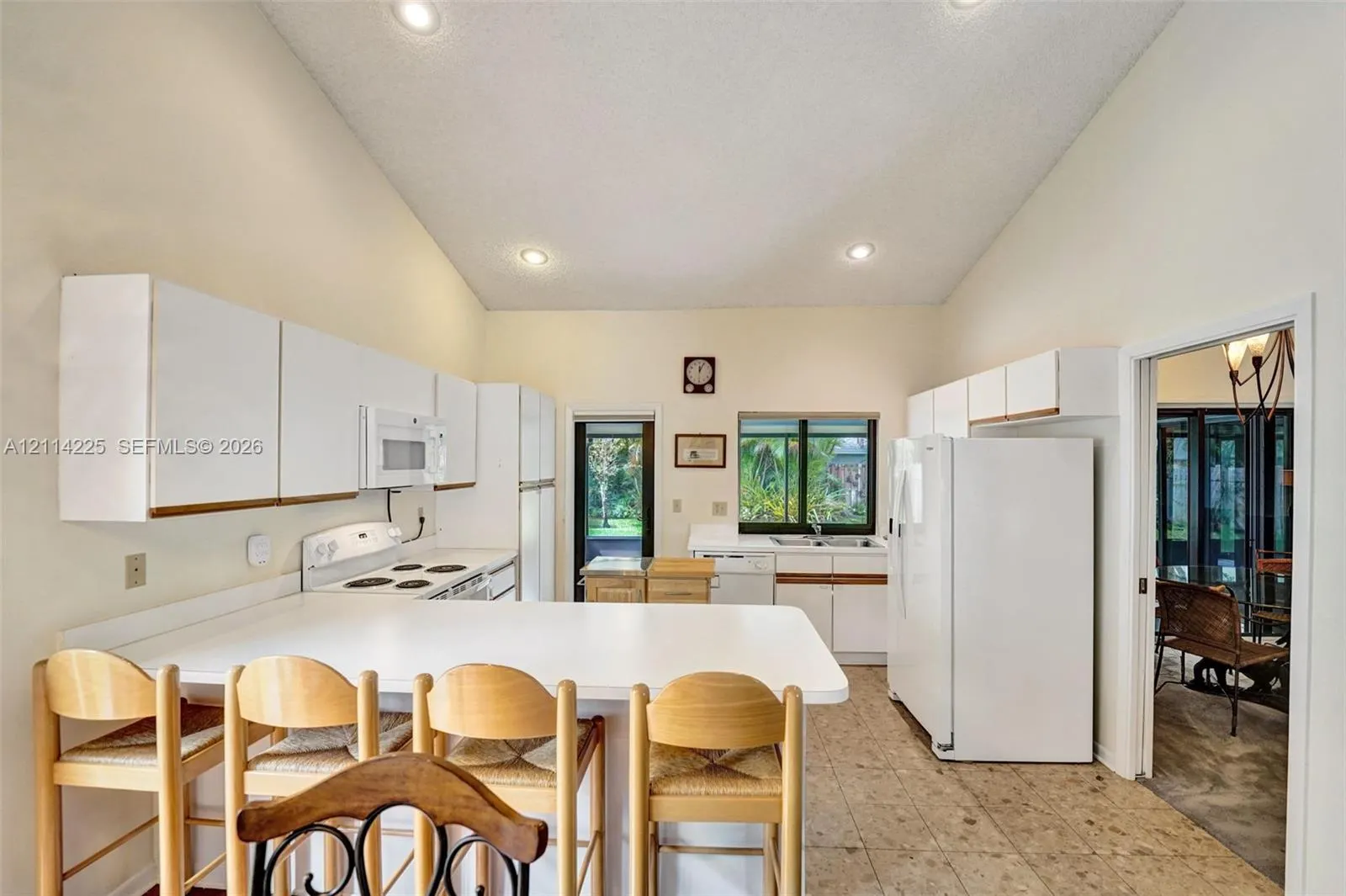 5741 SW 88th Terrace