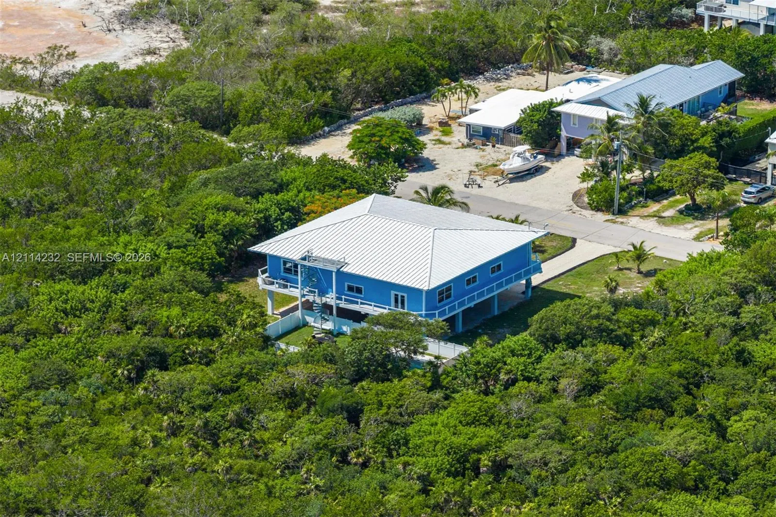 285 Tropical Avenue