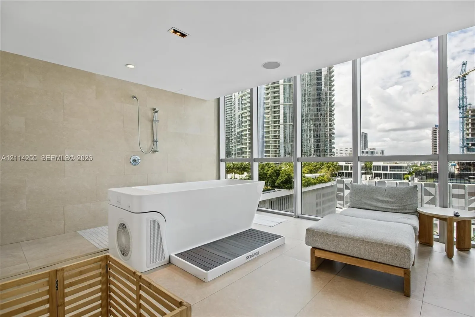 900 Biscayne Boulevard #1705