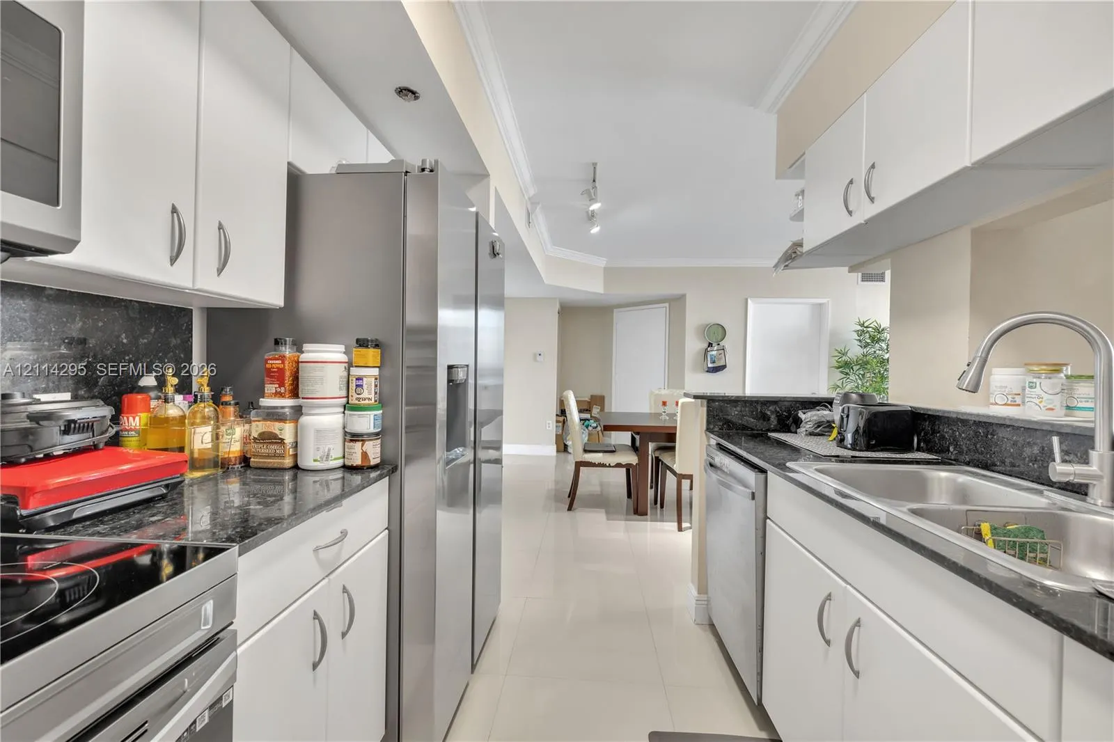 1625 Kennedy Causeway #1204B