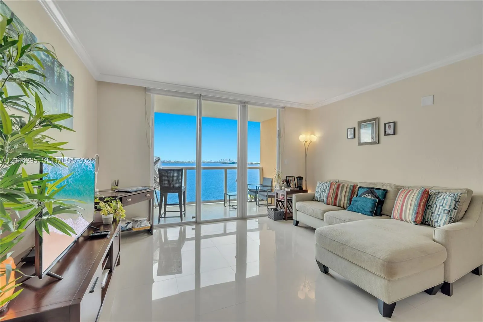 1625 Kennedy Causeway #1204B