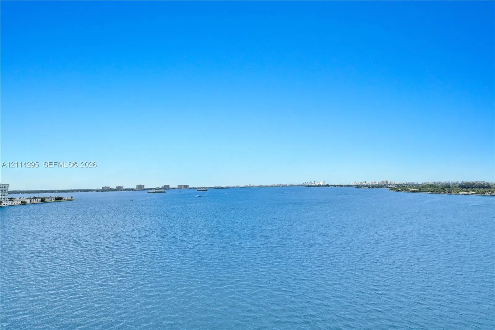 1625 Kennedy Causeway #1204B