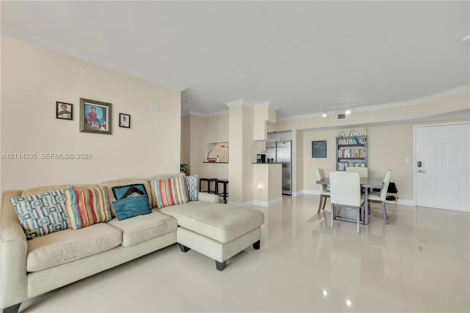 1625 Kennedy Causeway #1204B