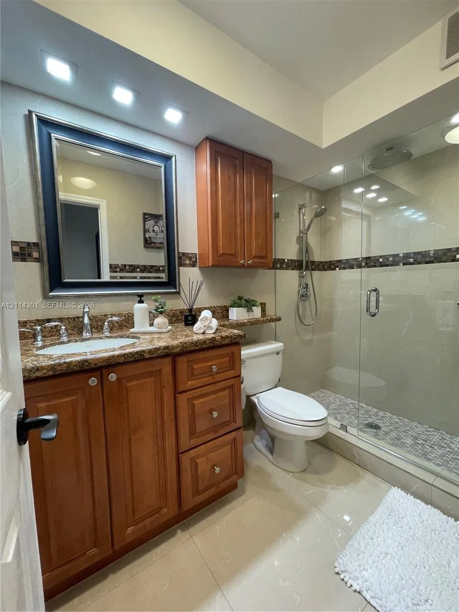 8605 SW 68th Court #5