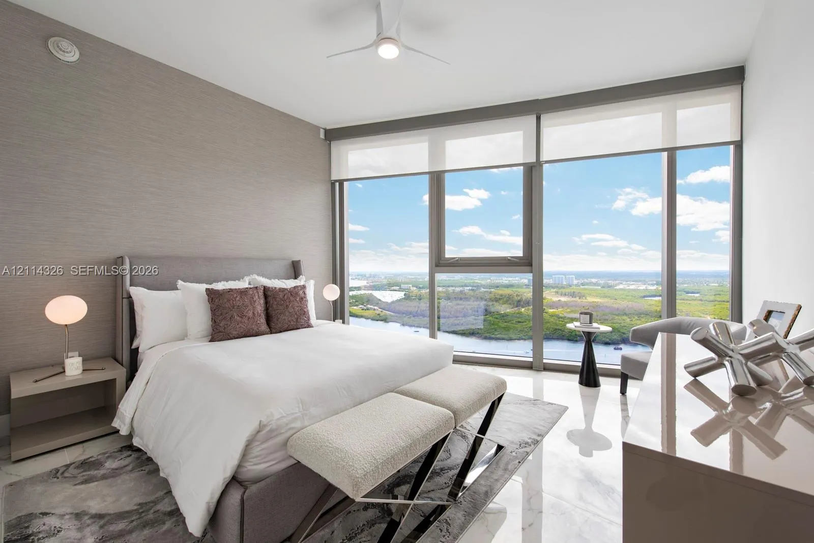 15701 Collins Avenue #4601