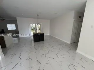 1721 NW 11th Avenue