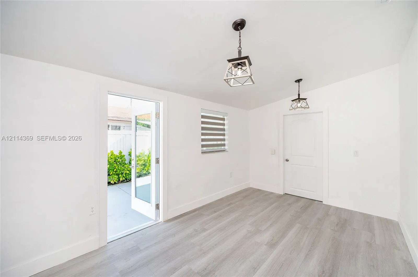 3005 SW 24th Terrace