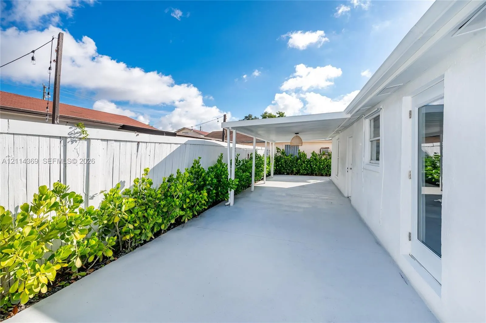 3005 SW 24th Terrace