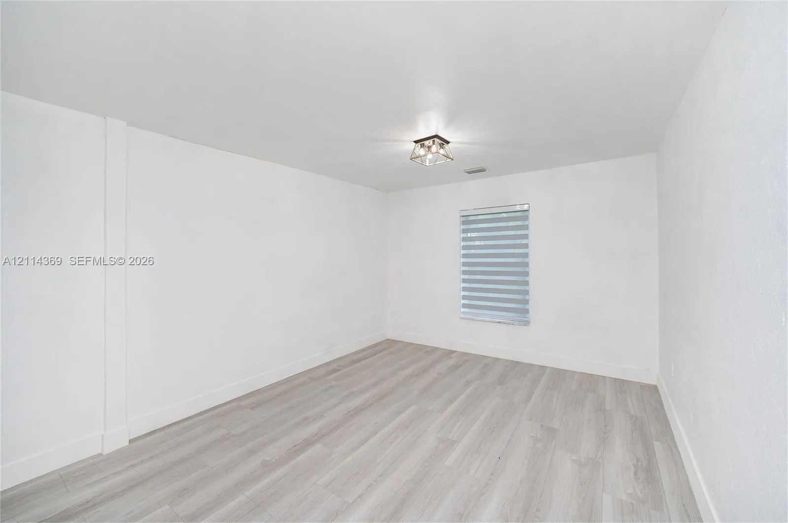 3005 SW 24th Terrace