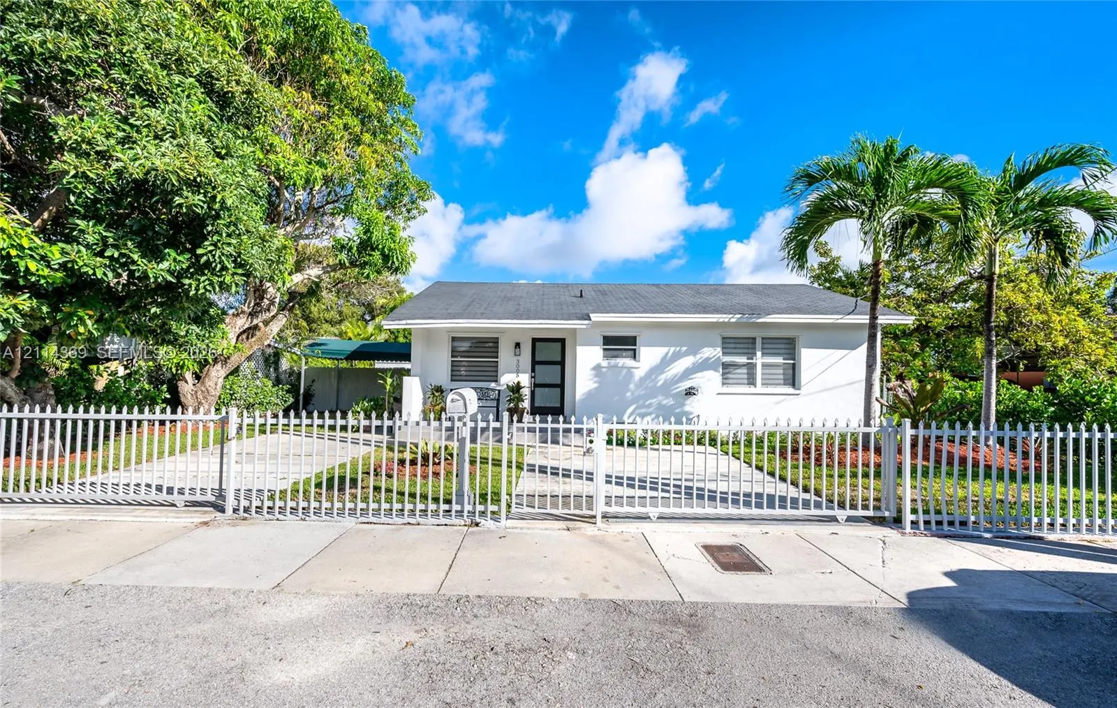 3005 SW 24th Terrace