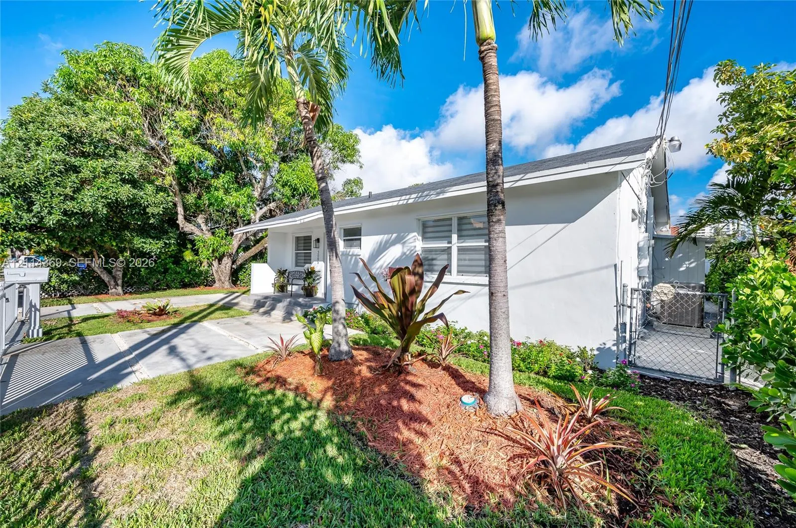 3005 SW 24th Terrace