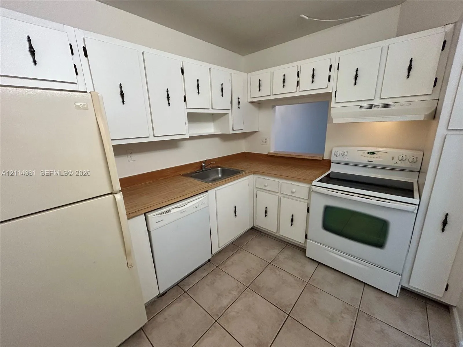 4384 NW 9th Avenue #20-2C