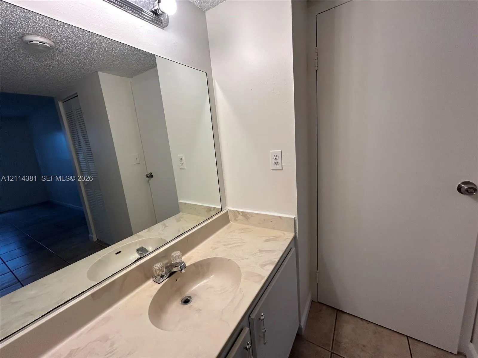 4384 NW 9th Avenue #20-2C