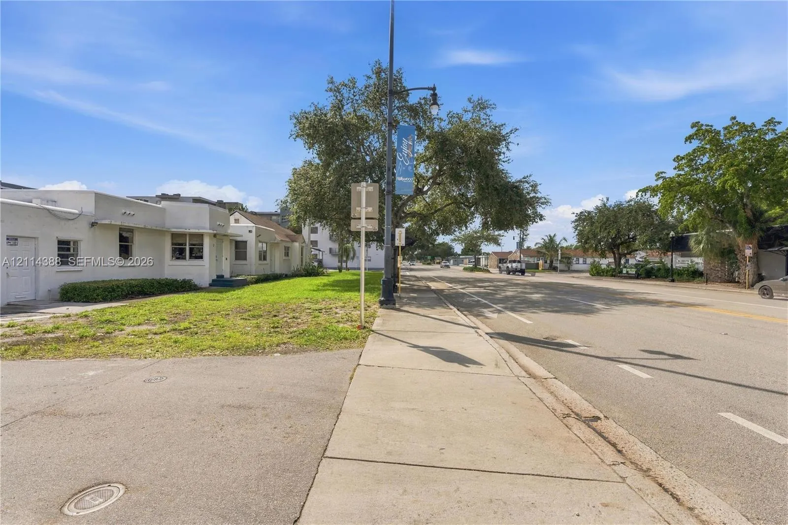 699 S Federal Highway #1