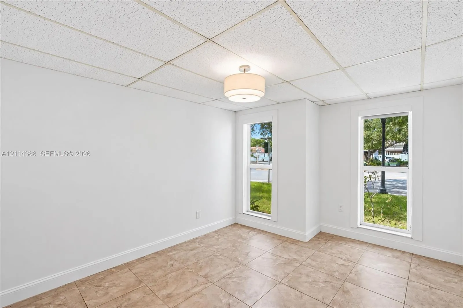 699 S Federal Highway #1