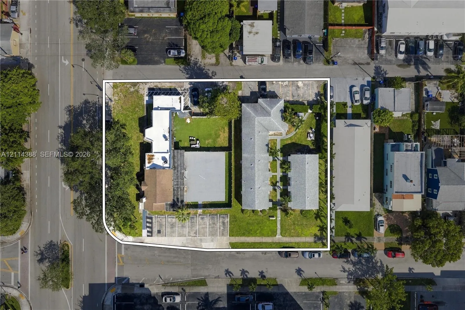 699 S Federal Highway #1